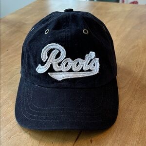 Roots Canada Black Cotton Baseball Hat